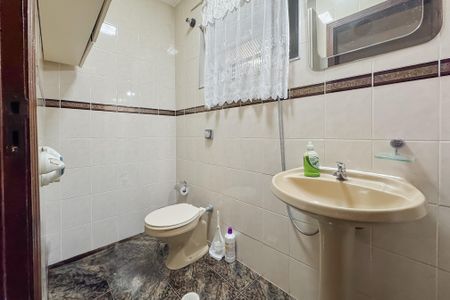 Casa à venda com 194m², 3 quartos e 2 vagas Casa à venda com 194m², 3 quartos e 2 vagasLavabo