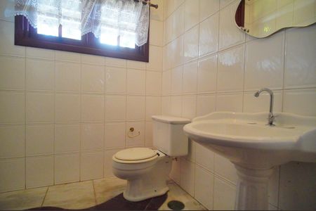 Casa à venda com 594m², 2 quartos e 3 vagasLavabo 2