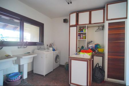 Casa à venda com 594m², 2 quartos e 3 vagasÁrea de Serviço