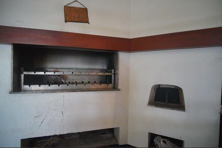 Casa à venda com 594m², 2 quartos e 3 vagasChurrasqueira