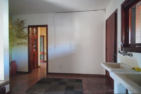 Casa à venda com 594m², 2 quartos e 3 vagasÁrea de Serviço