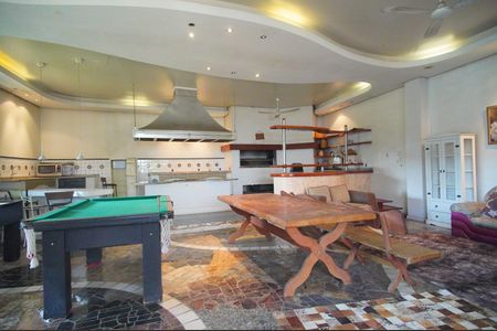 Casa à venda com 594m², 2 quartos e 3 vagasEspaço Gourmet