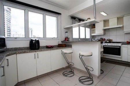 Apartamento à venda com 281m², 3 quartos e 5 vagas