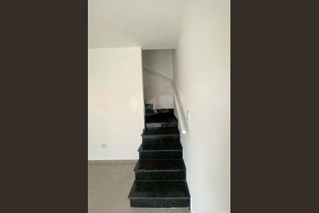 Casa à venda com 102m², 2 quartos e 4 vagas