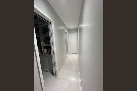 Casa à venda com 168m², 3 quartos e 2 vagas