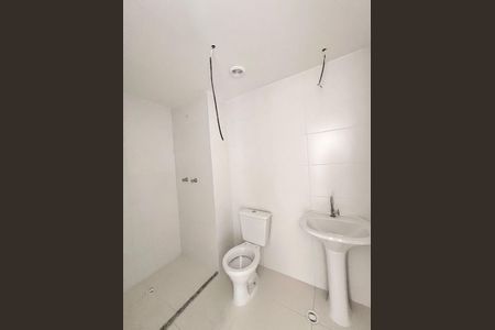 Apartamento à venda com 55m², 2 quartos e 1 vaga Apartamento à venda com 55m², 2 quartos e 1 vagaBanheiro Suite