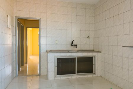 Casa à venda com 100m², 5 quartos e 3 vagas Casa à venda com 100m², 5 quartos e 3 vagasCozinha