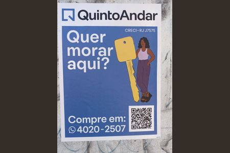 Casa à venda com 100m², 5 quartos e 3 vagas Casa à venda com 100m², 5 quartos e 3 vagasPlaca