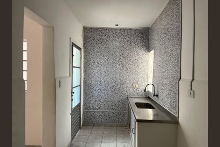 Casa à venda com 200m², 2 quartos e 2 vagas Casa à venda com 200m², 2 quartos e 2 vagasCozinha