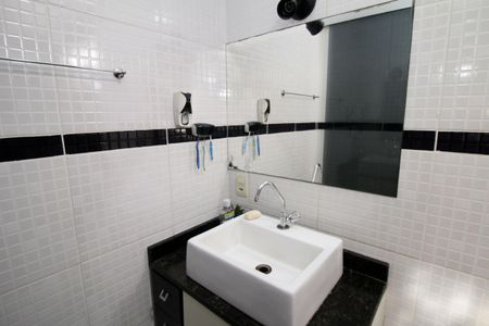 Apartamento à venda com 110m², 3 quartos e 2 vagasBanheiro da Suíte 