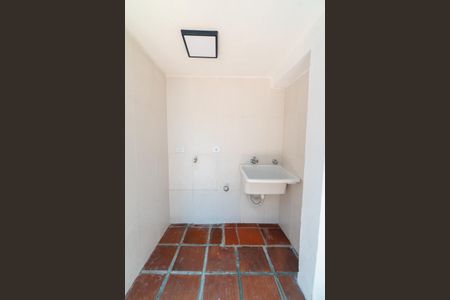 Casa à venda com 142m², 3 quartos e 2 vagasLavanderia