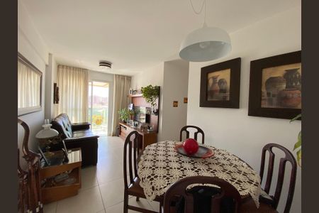 Apartamento à venda com 55m², 2 quartos e 1 vaga Apartamento à venda com 55m², 2 quartos e 1 vagaSala de Jantar