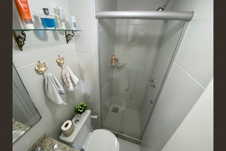 Apartamento à venda com 55m², 2 quartos e 1 vaga Apartamento à venda com 55m², 2 quartos e 1 vagaBanheiro