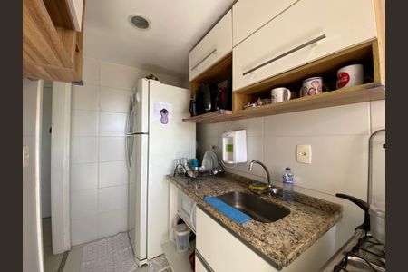 Apartamento à venda com 55m², 2 quartos e 1 vaga Apartamento à venda com 55m², 2 quartos e 1 vagaCozinha