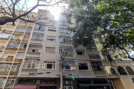 Apartamento à venda com 75m², 2 quartos e sem vaga Apartamento à venda com 75m², 2 quartos e sem vagaFachada