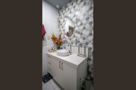 Apartamento à venda com 90m², 2 quartos e 1 vagaBanheiro Social