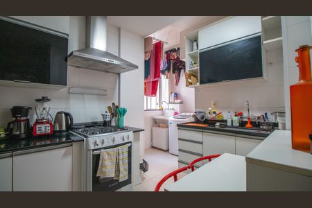 Apartamento à venda com 90m², 2 quartos e 1 vagaCozinha