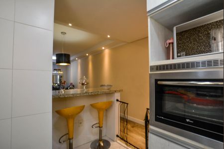 Apartamento à venda com 84m², 3 quartos e 2 vagasCozinha