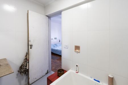 Apartamento à venda com 150m², 3 quartos e sem vaga Apartamento à venda com 150m², 3 quartos e sem vaga Banheiro da Suite