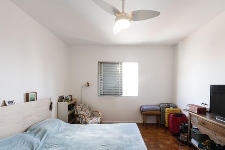 Apartamento à venda com 150m², 3 quartos e sem vaga Apartamento à venda com 150m², 3 quartos e sem vagaSuite