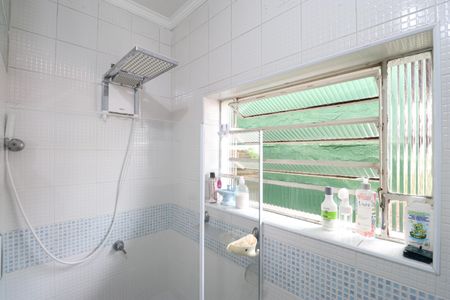 Casa à venda com 200m², 3 quartos e 2 vagasBanheiro Social