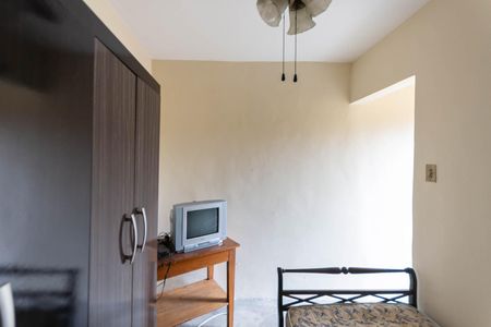 Casa à venda com 250m², 4 quartos e 1 vagaQuarto de Serviço