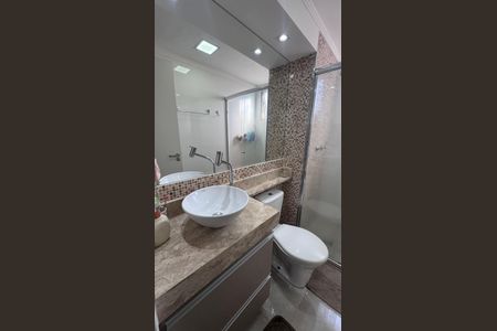 Apartamento à venda com 55m², 2 quartos e 1 vaga Apartamento à venda com 55m², 2 quartos e 1 vagaBanheiro da Suíte