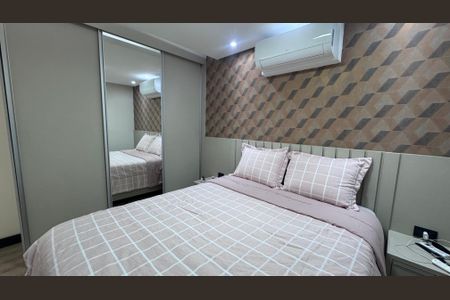 Apartamento à venda com 55m², 2 quartos e 1 vaga Apartamento à venda com 55m², 2 quartos e 1 vagaSuíte