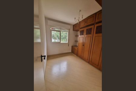 Casa de Condomínio à venda com 3 quartos, 134m² em Jardim Ampliacao, São Paulo