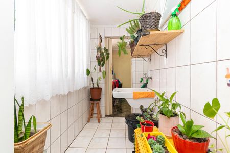 Apartamento à venda com 72m², 3 quartos e 1 vagaÁrea de Serviço