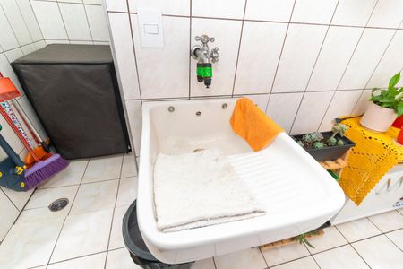 Apartamento à venda com 72m², 3 quartos e 1 vagaÁrea de Serviço