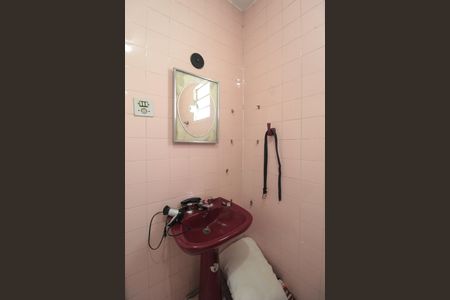 Casa para alugar com 385m², 3 quartos e 3 vagasBanheiro da Suíte