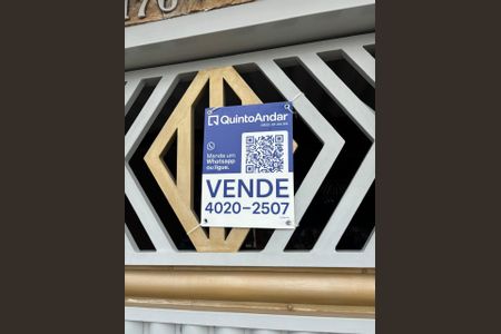 Casa à venda com 258m², 3 quartos e 2 vagas Casa à venda com 258m², 3 quartos e 2 vagasPlaca