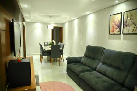 Casa à venda com 258m², 3 quartos e 2 vagasSala