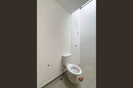 Casa à venda com 120m², 2 quartos e 3 vagas Casa à venda com 120m², 2 quartos e 3 vagasBanheiro Social