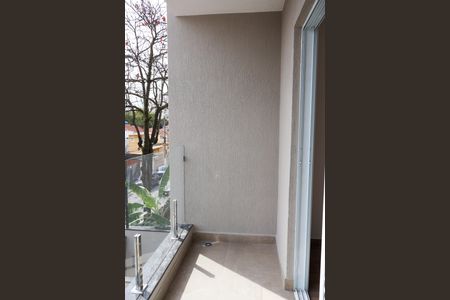 Casa à venda com 120m², 2 quartos e 3 vagas Casa à venda com 120m², 2 quartos e 3 vagasVaranda