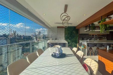 Apartamento à venda com 132m², 3 quartos e 3 vagas