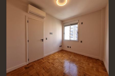 Apartamento à venda com 3 quartos, 94m² em Vila Nova Conceição, São Paulo