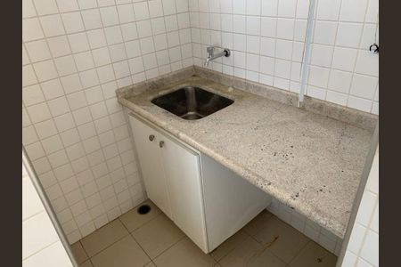 Apartamento à venda com 81m², 1 quarto e 2 vagas