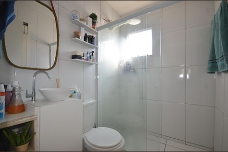 Apartamento para alugar com 44m², 2 quartos e sem vagaBanheiro Canadense