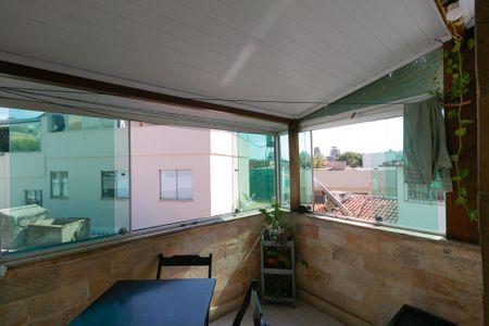 Apartamento à venda com 72m², 2 quartos e 1 vagaÁrea Externa