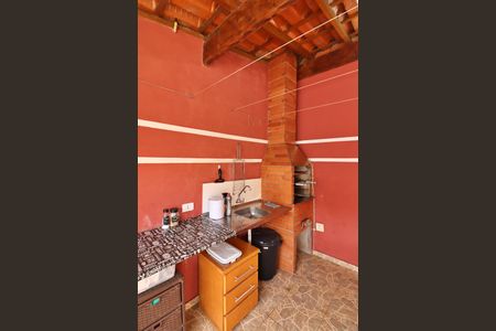 Casa à venda com 164m², 4 quartos e 2 vagasÁrea Externa