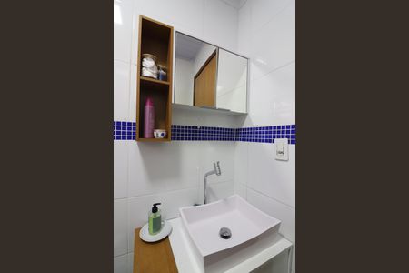 Casa à venda com 164m², 4 quartos e 2 vagasBanheiro Social