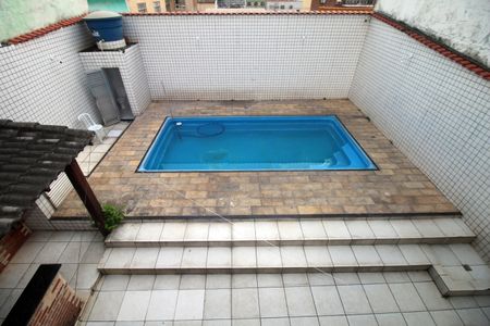 Casa à venda com 300m², 2 quartos e 2 vagasVista interna do terraço