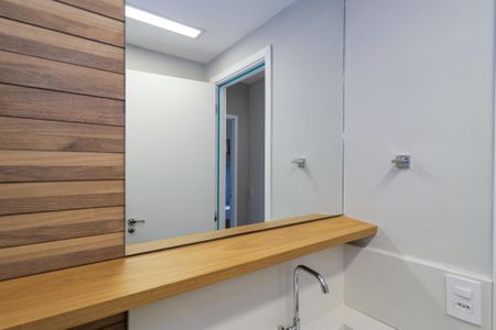 Apartamento à venda com 36m², 2 quartos e 1 vaga Apartamento à venda com 36m², 2 quartos e 1 vagaBanheiro