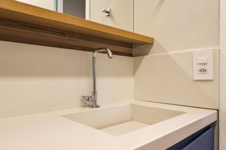 Apartamento à venda com 36m², 2 quartos e 1 vaga Apartamento à venda com 36m², 2 quartos e 1 vagaBanheiro