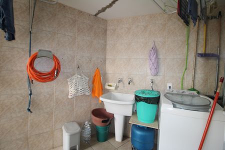 Casa à venda com 116m², 2 quartos e 4 vagasÁrea de Serviço