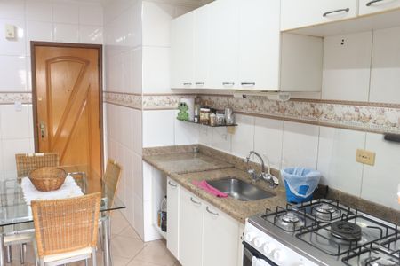 Apartamento à venda com 111m², 3 quartos e 2 vagasCozinha