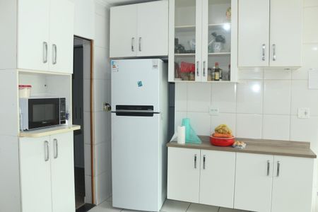 Casa à venda com 144m², 3 quartos e 2 vagasCozinha