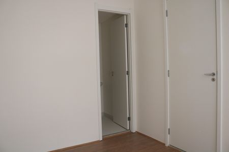 Suíte de apartamento para alugar com 1 quarto, 24m² em Parque Industrial Tomas Edson, São Paulo